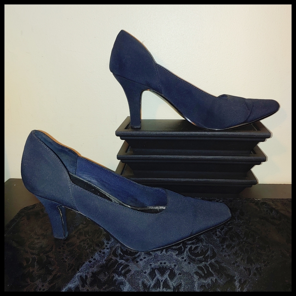 Vintage Black Fabric Shoes, 9.5